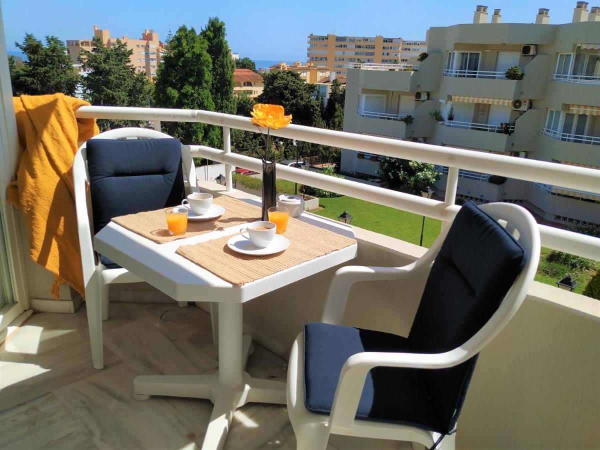 Apartmán Dona Carlota Gardens, Sea Views, Pool, Restaurant Torremolinos Exteriér fotografie